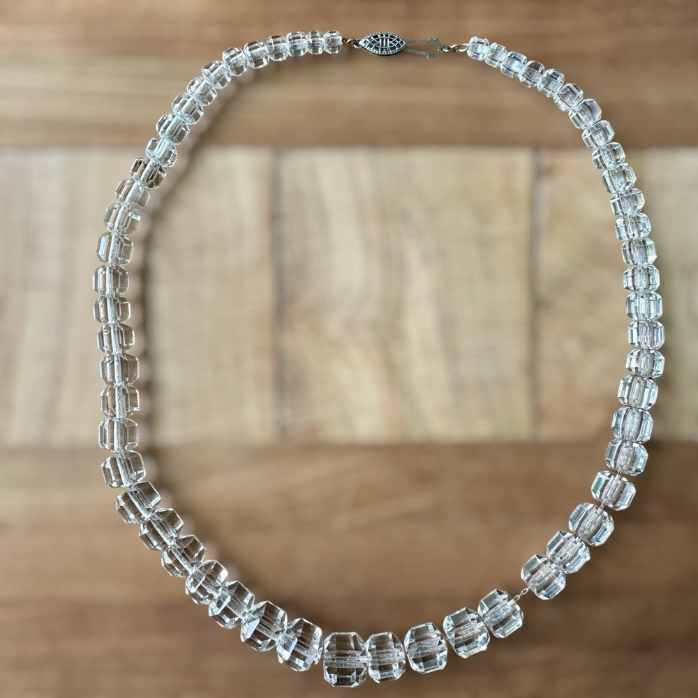 Vintage Deco‎ Graduated Bead Necklace 17 Inch Faceted Clear Crystal 925 Sterling